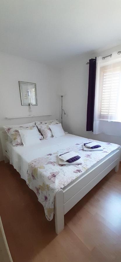 Peace And Quiet Apartment In Brela, Croatia المظهر الخارجي الصورة